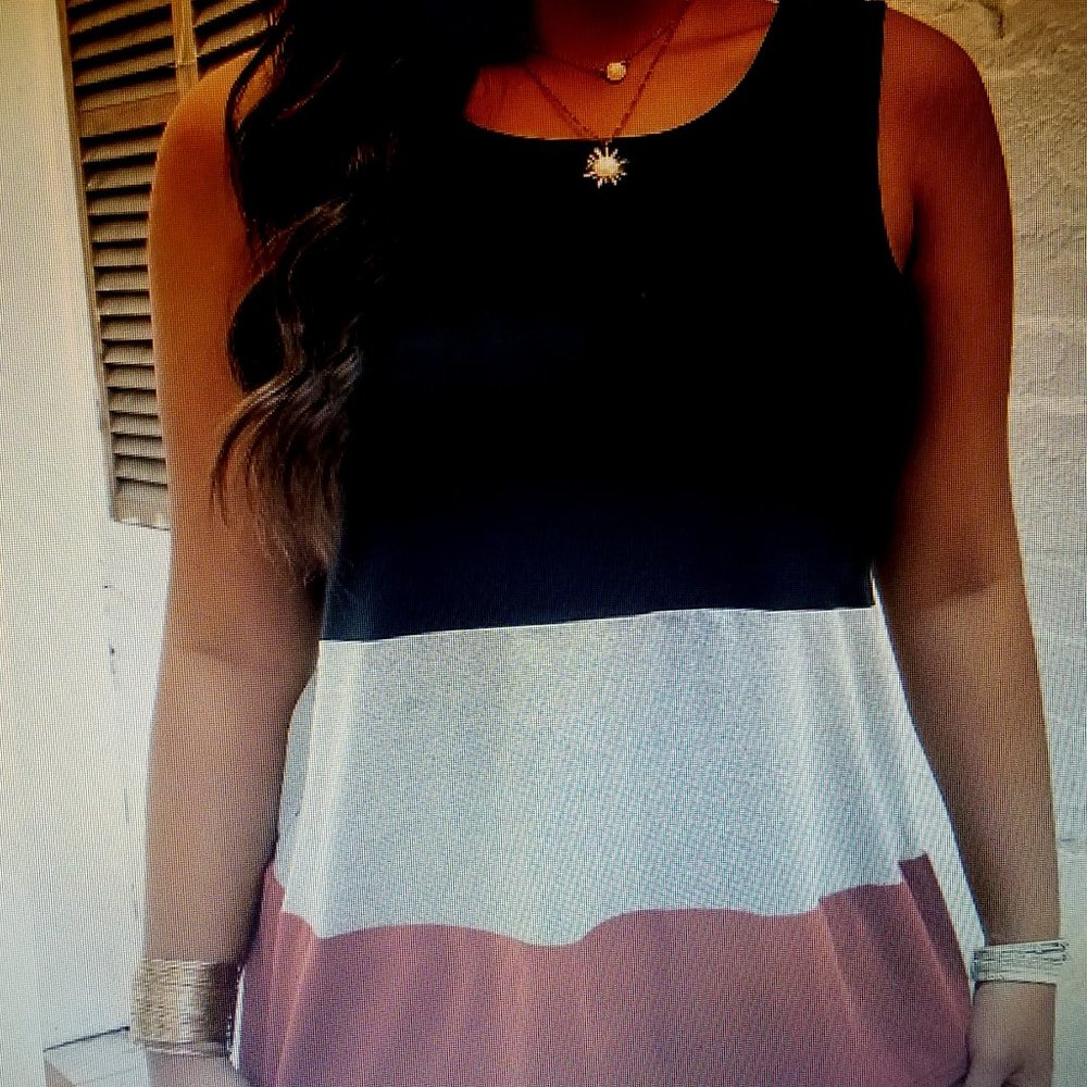 PLUS SIZE TRI-COLOR TANK SIZE 16 (NEW W/O TAGS)